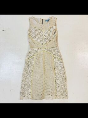 ANTONIO MELANI Cream Lace Midi Dress with Yellow Trim